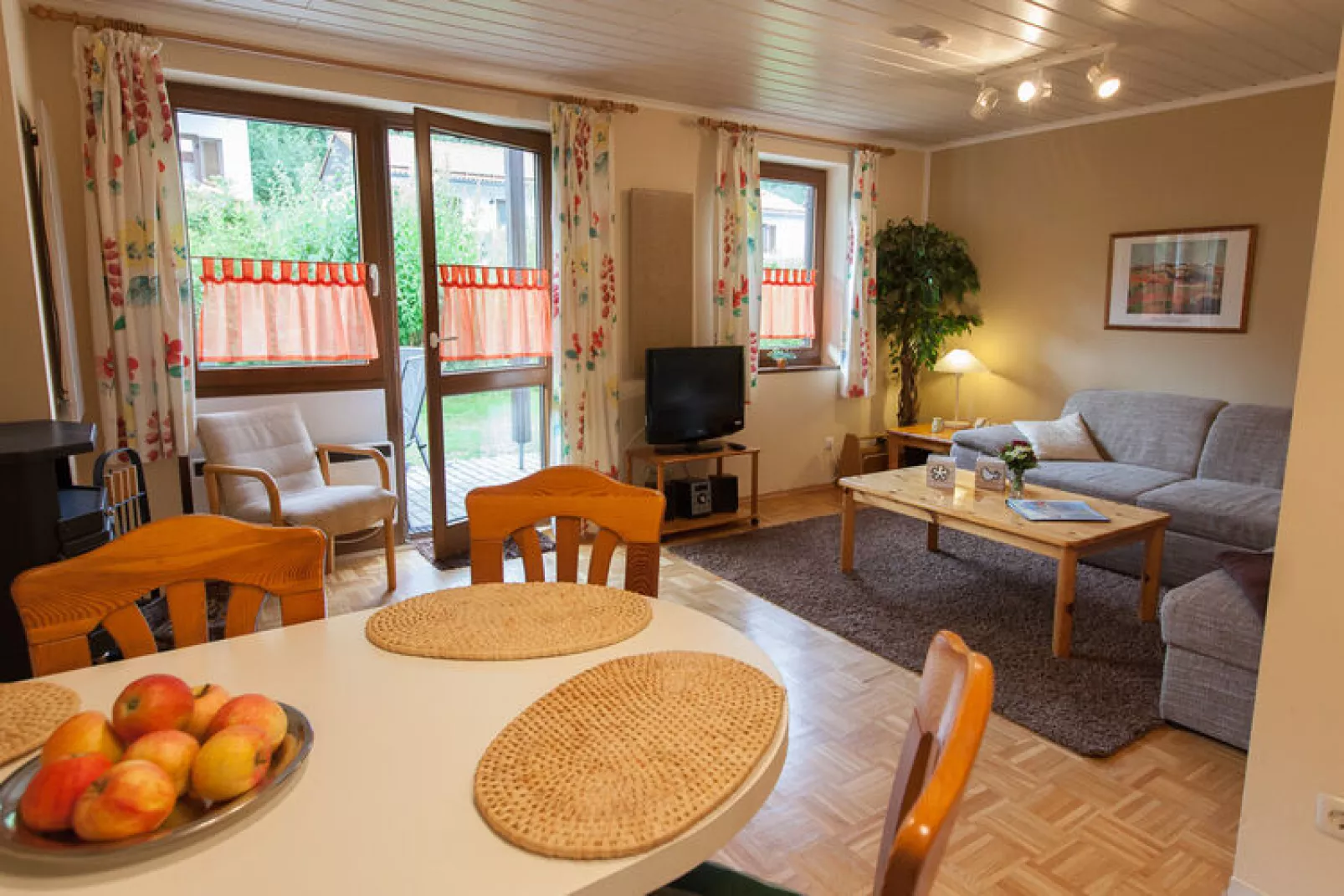 Ferienpark Falkenstein Typ A 48 qm-Eetkamer