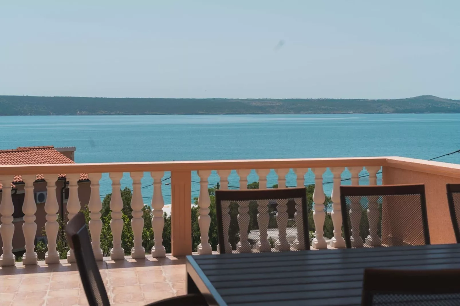 Villa Jasenice-Uitzicht zomer