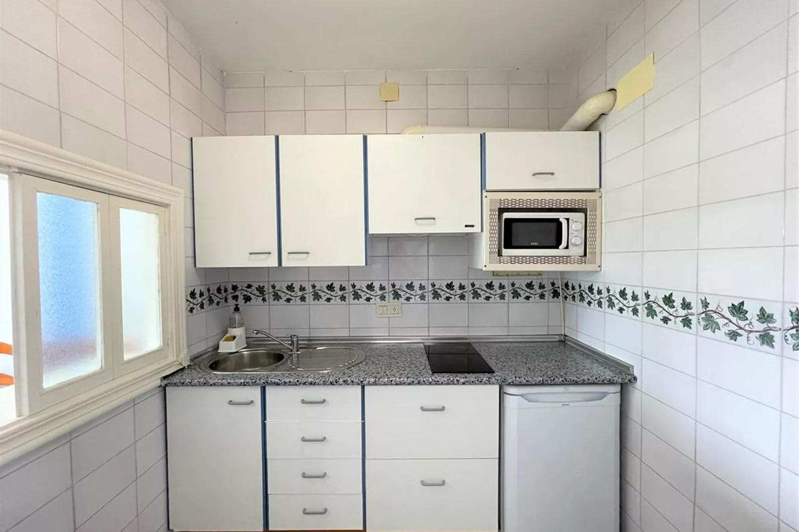Residencial Hibiscus 405-Keuken