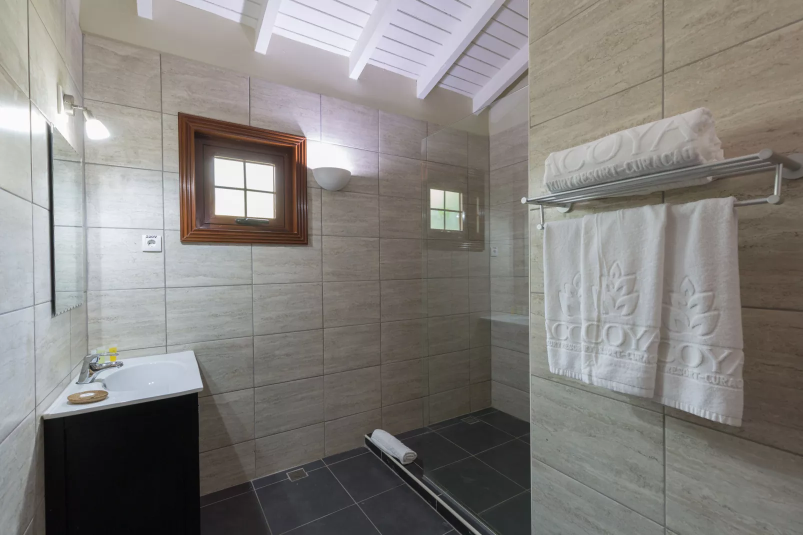 Villa 3 bedroom with private pool-Badkamer