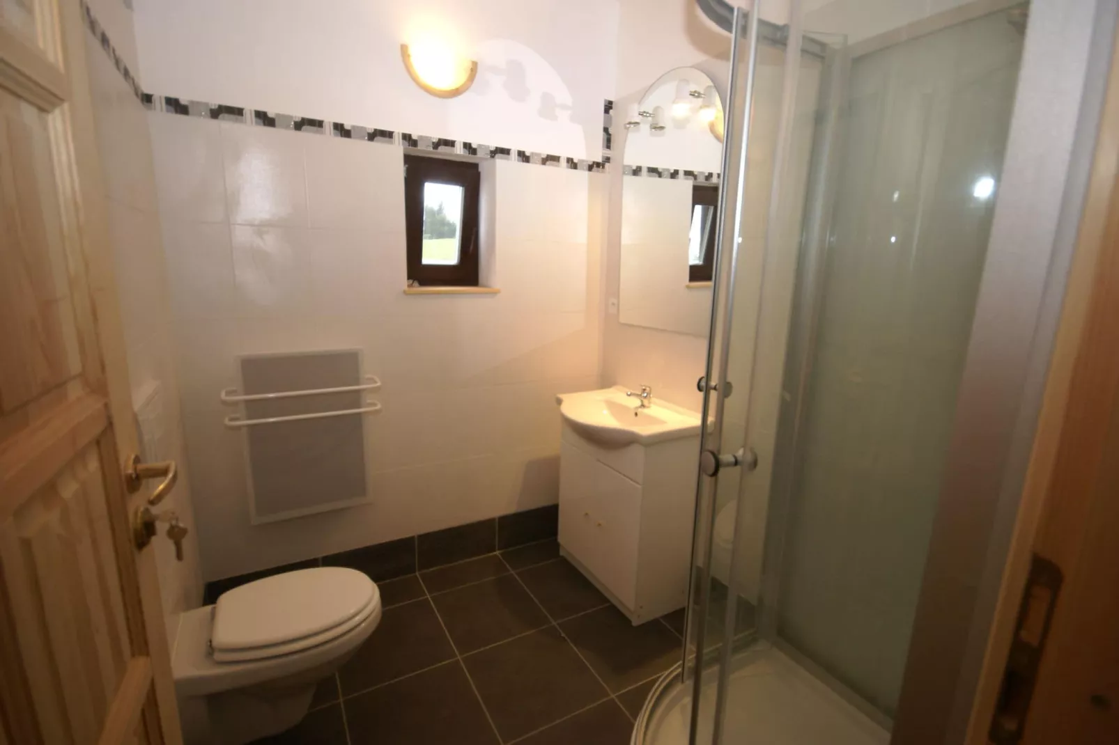 Chalet - LA HOUBE DABO-Badkamer