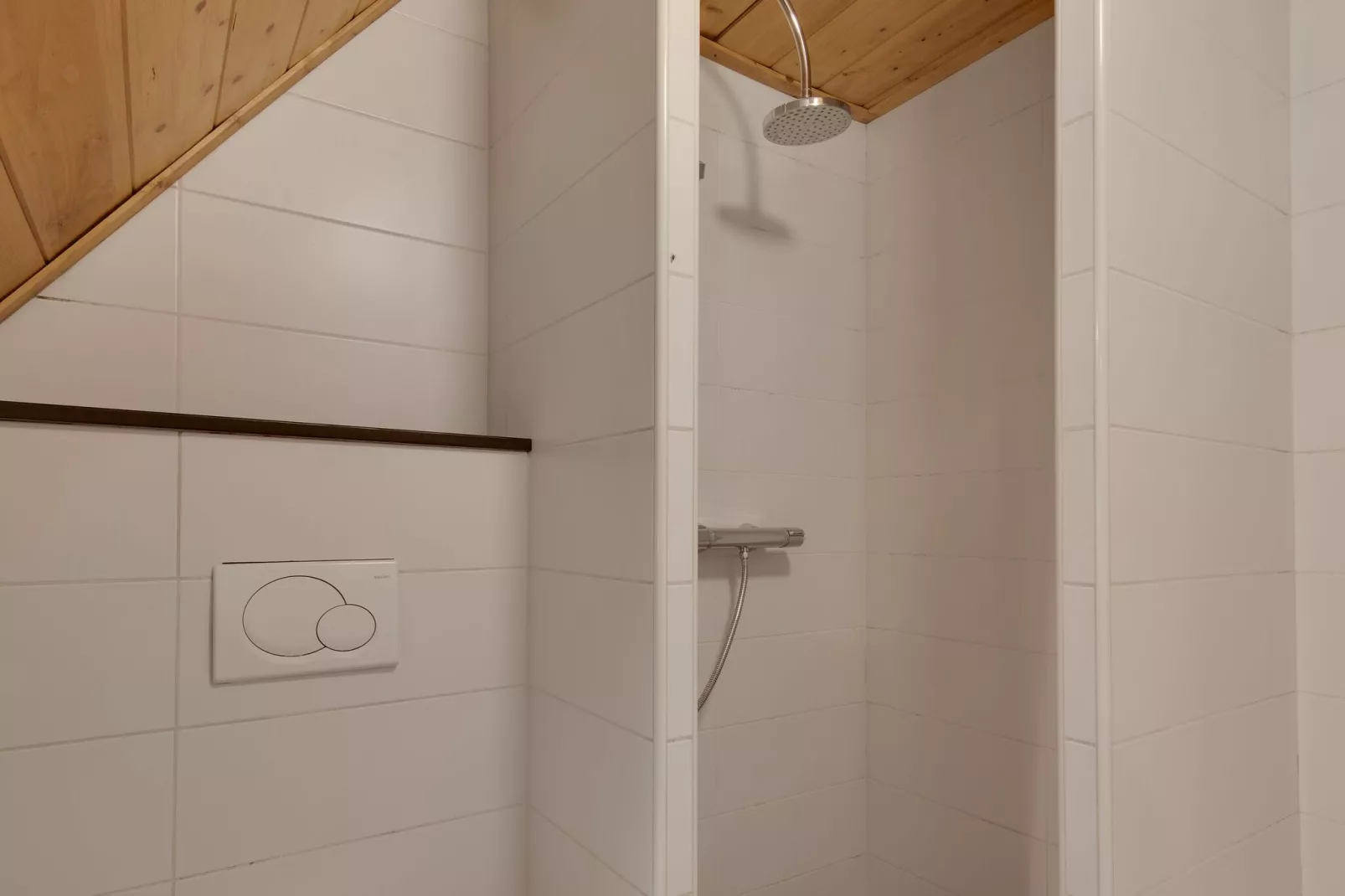Kotman's spieker 12 persoons-Badkamer