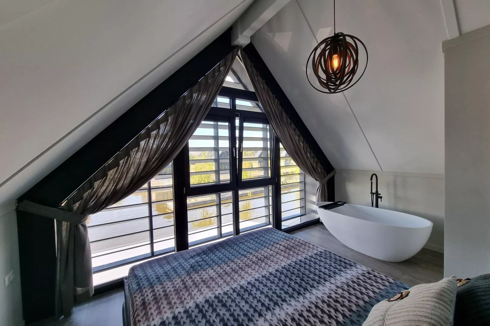 Watervilla Seis-Slaapkamer