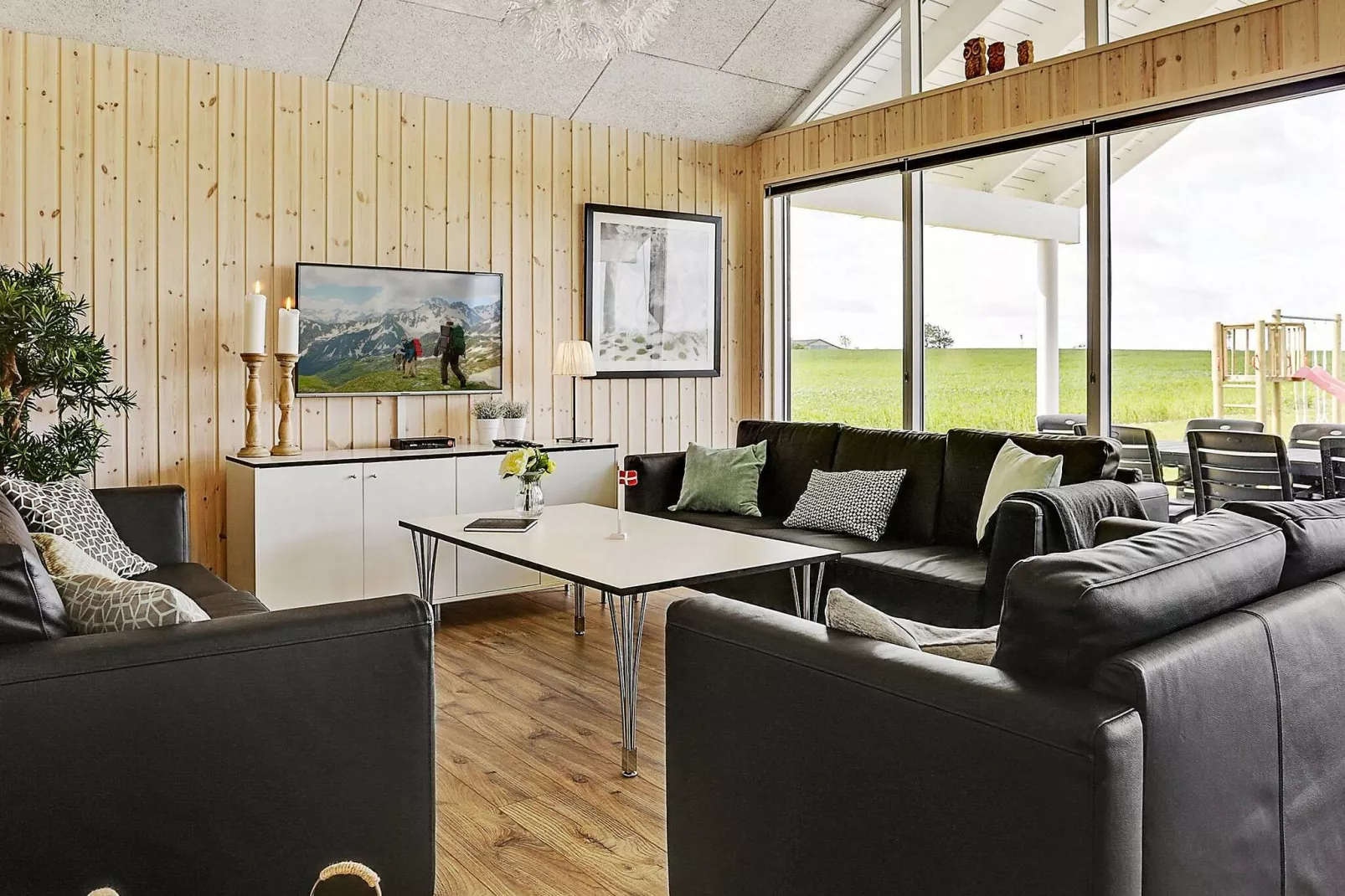 Luxe strandhuis met zwembad -- By Traum Ferienwohnungen-Binnen