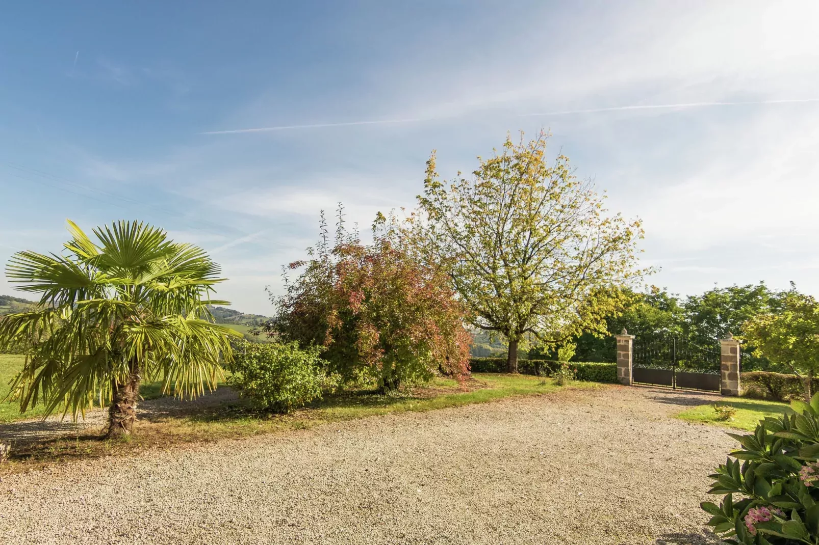 Le Rouvet près de Dordogne-Uitzicht zomer