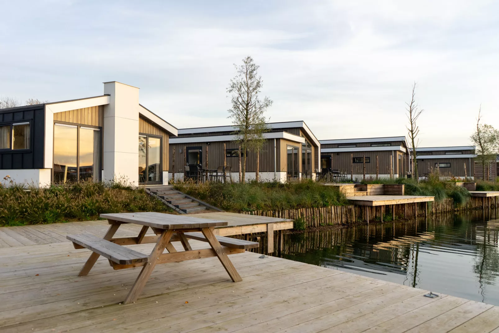 Resort aan de Maas 4-Gebieden zomer 1km