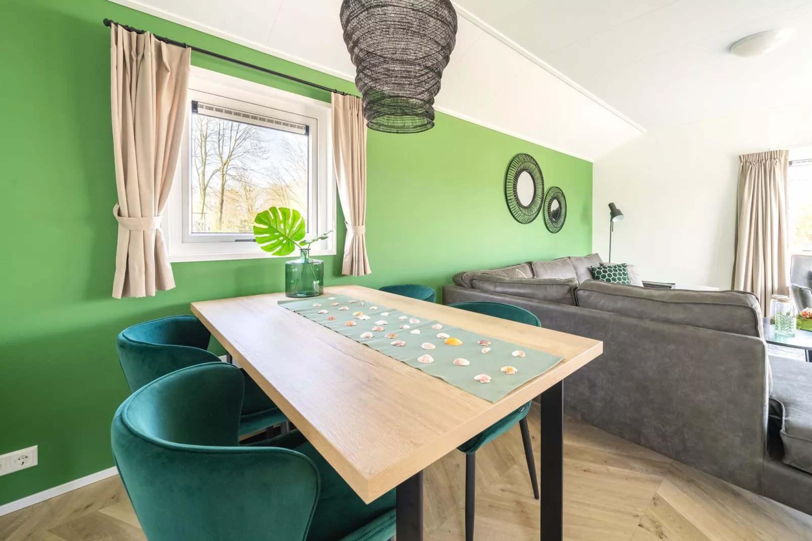 Resort aan de Maas 5-Eetkamer