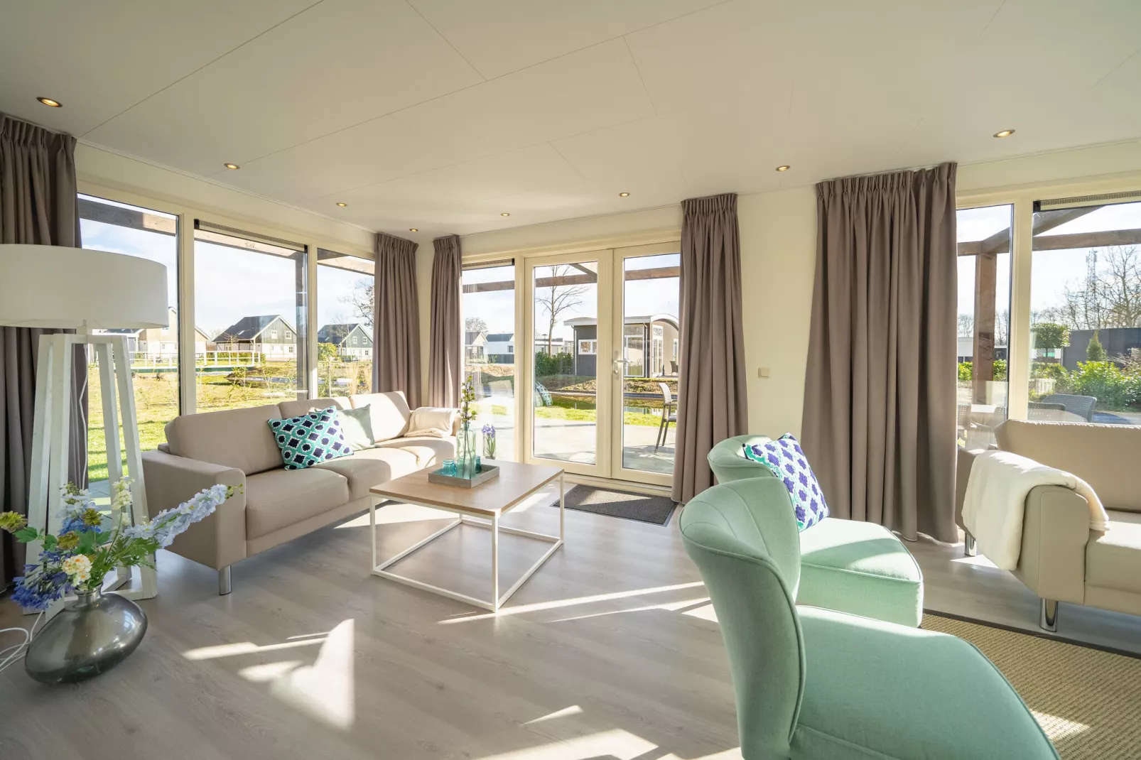 Resort Aan De Maas 6-Woonkamer
