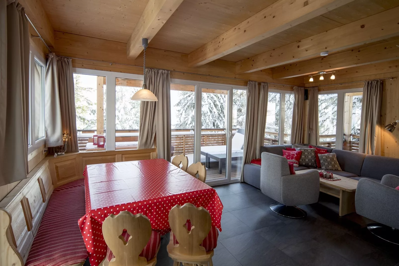 Alpenpark Turrach 2-Eetkamer