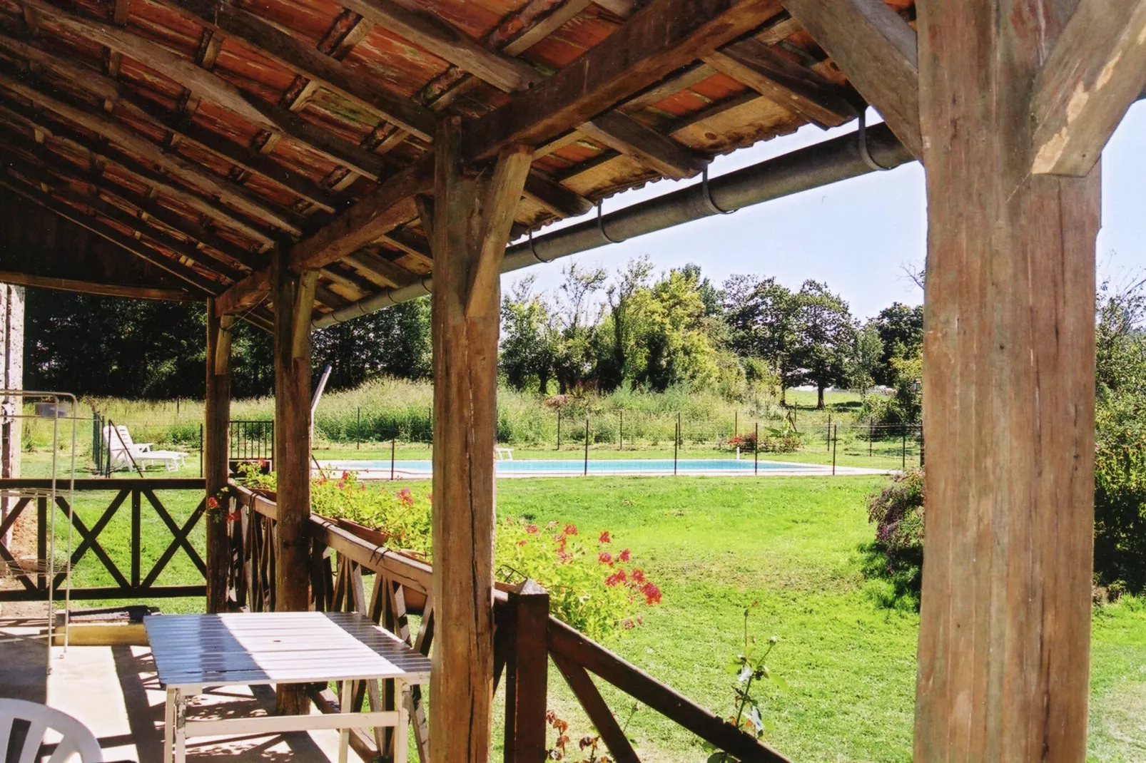 Maison de vacances Le Moulinal Haut-Terrasbalkon