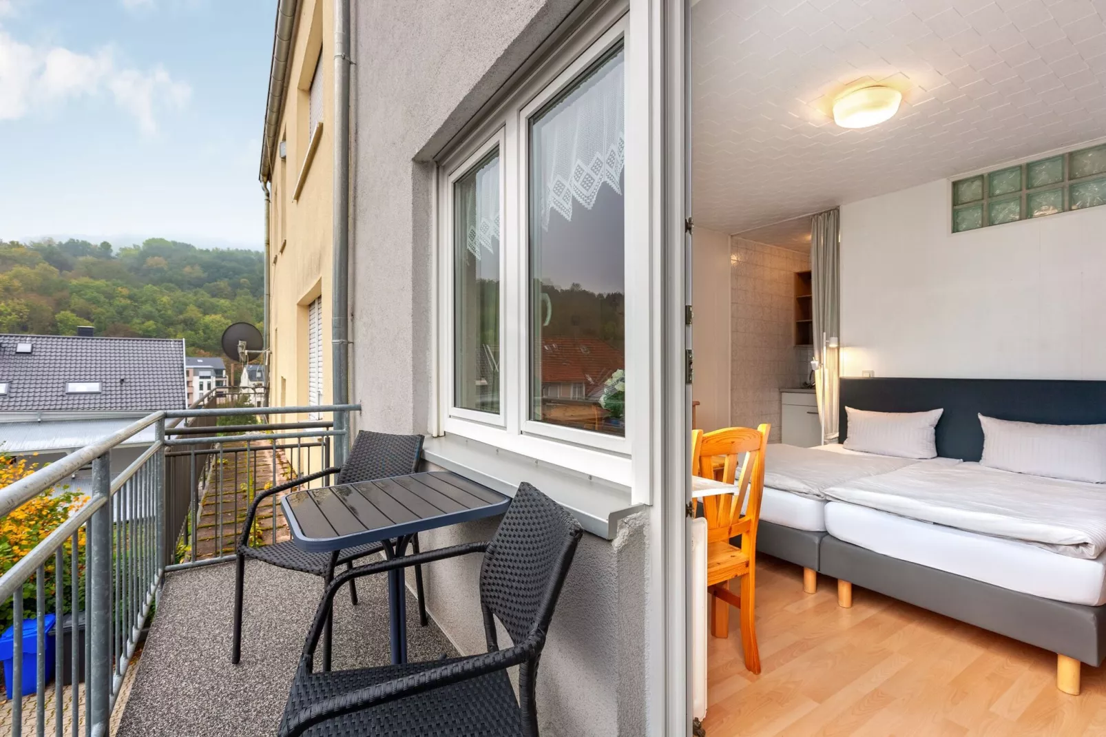 Fabryshof 03-Terrasbalkon