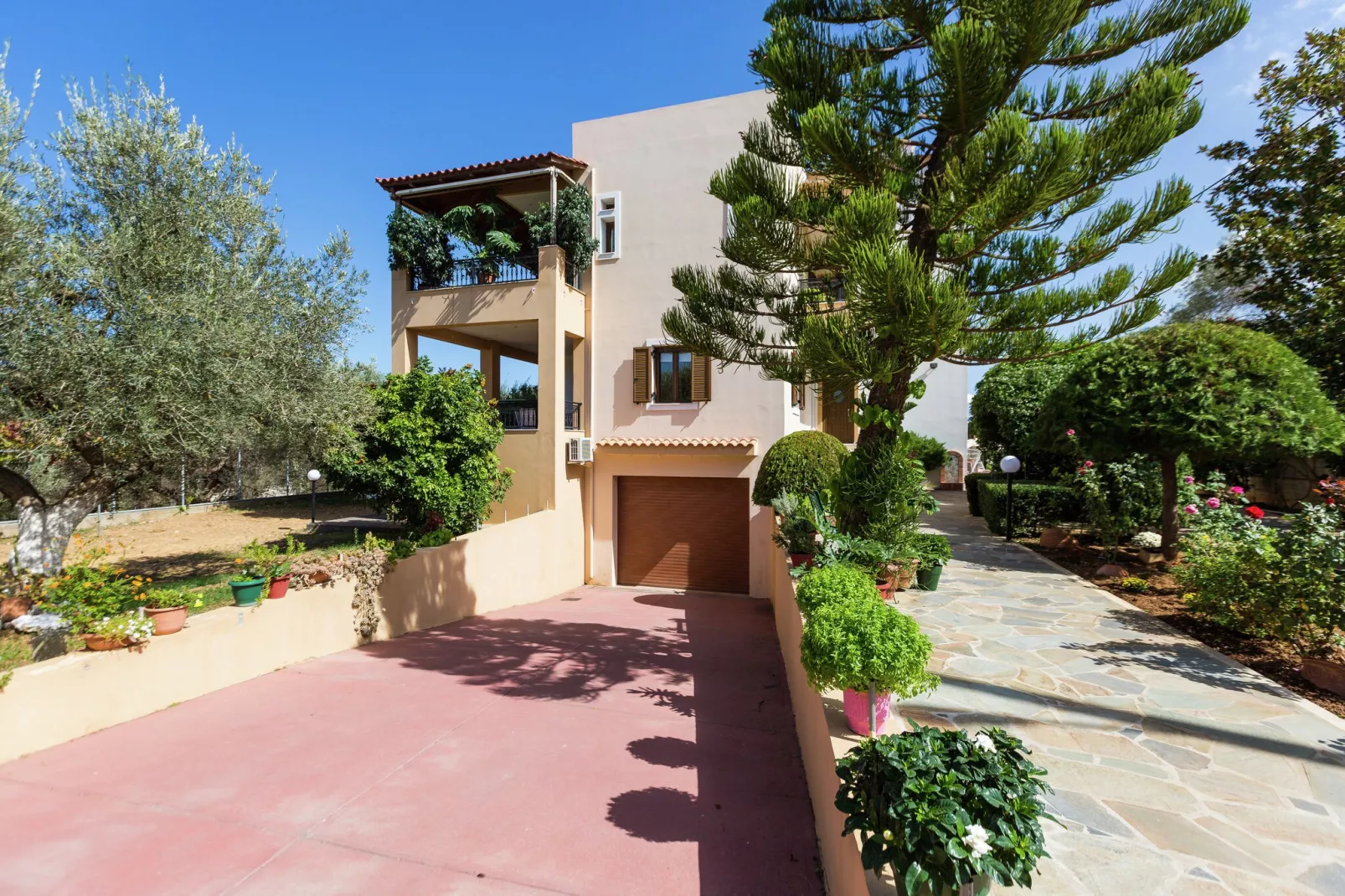 Romantic Apartment-Buitenkant zomer