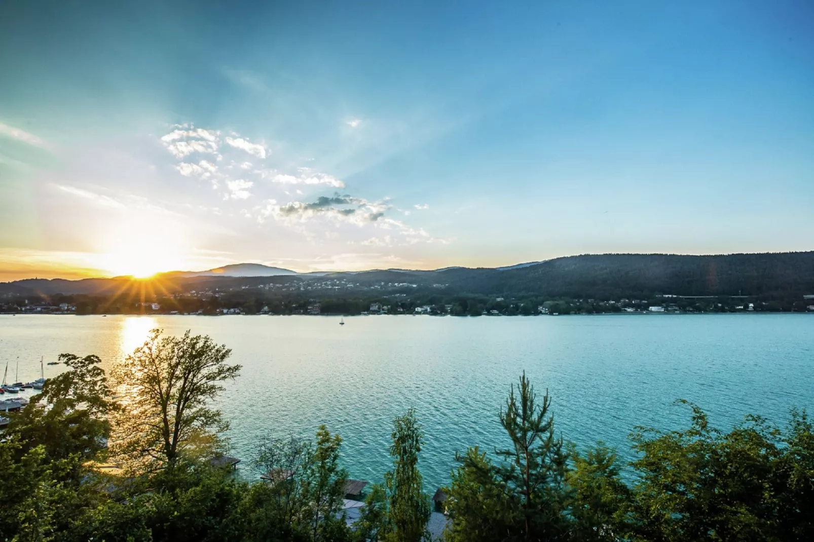 Seevilla Velden am Wörthersee-Uitzicht zomer