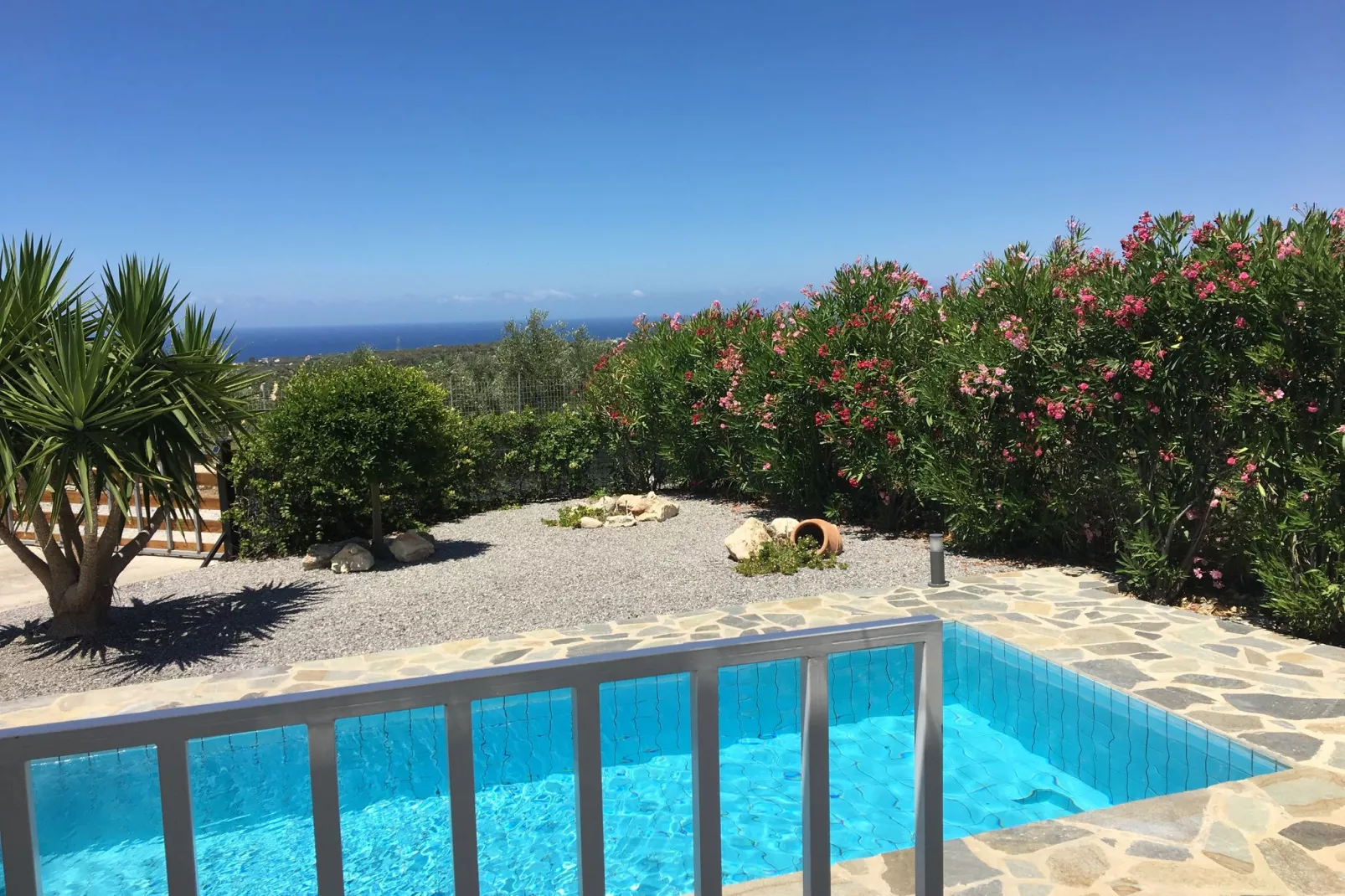 poolofhouse