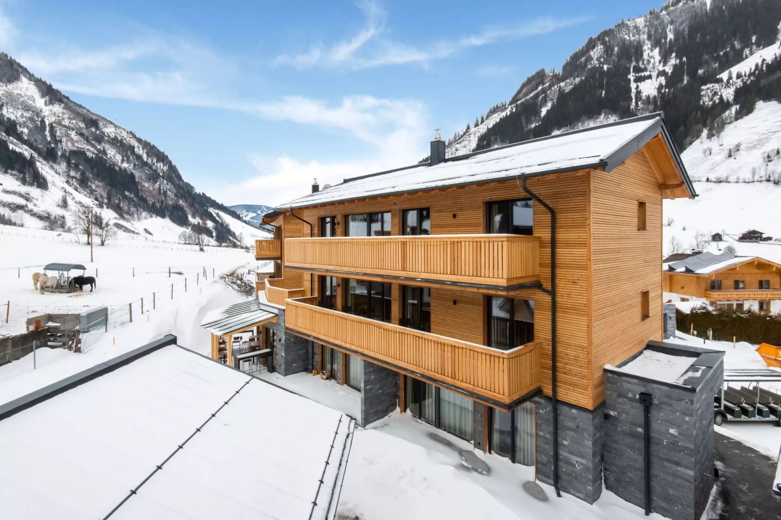 Golden Lodges Type 50 - APP 4 pers - Exterieur winter