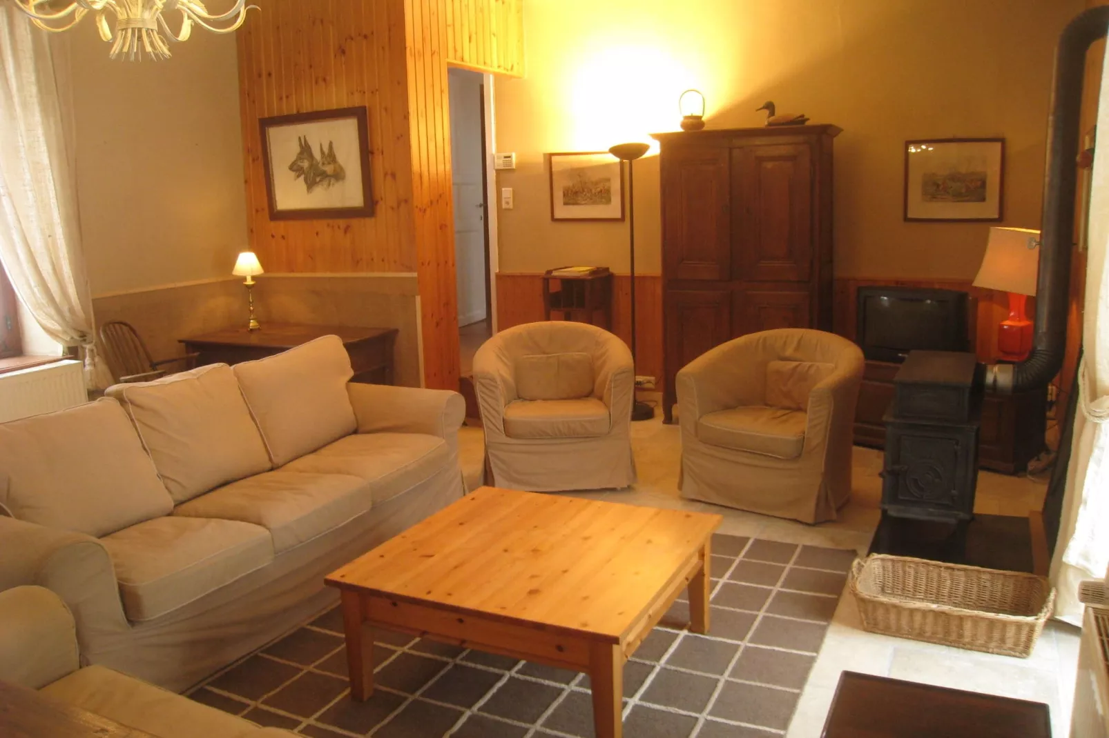 La Hetraie-Woonkamer