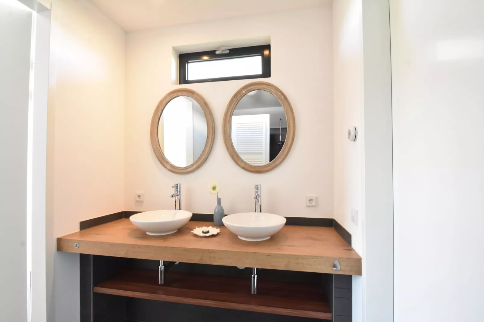 Cosy Harderwijk 316-Badkamer