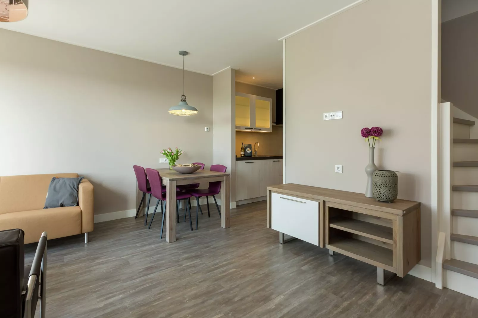 De Zeeuwse Schuur - comfort plus 4 personen-Woonkamer