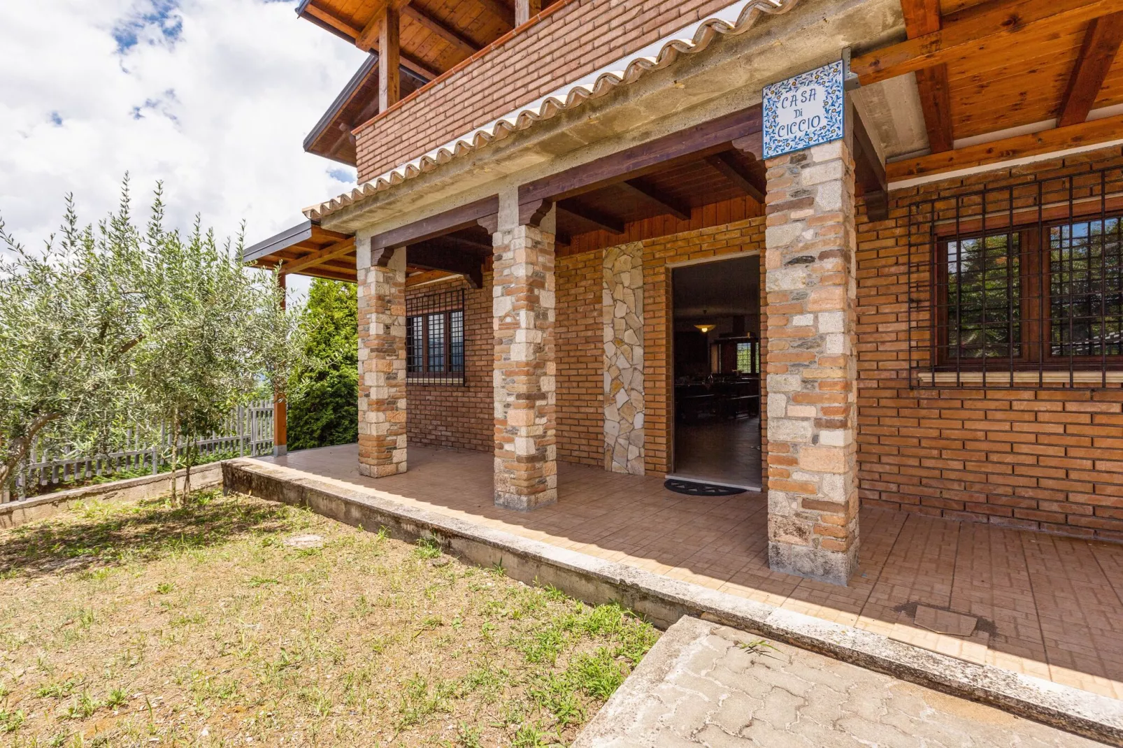 Casa di Ciccio-Buitenkant zomer