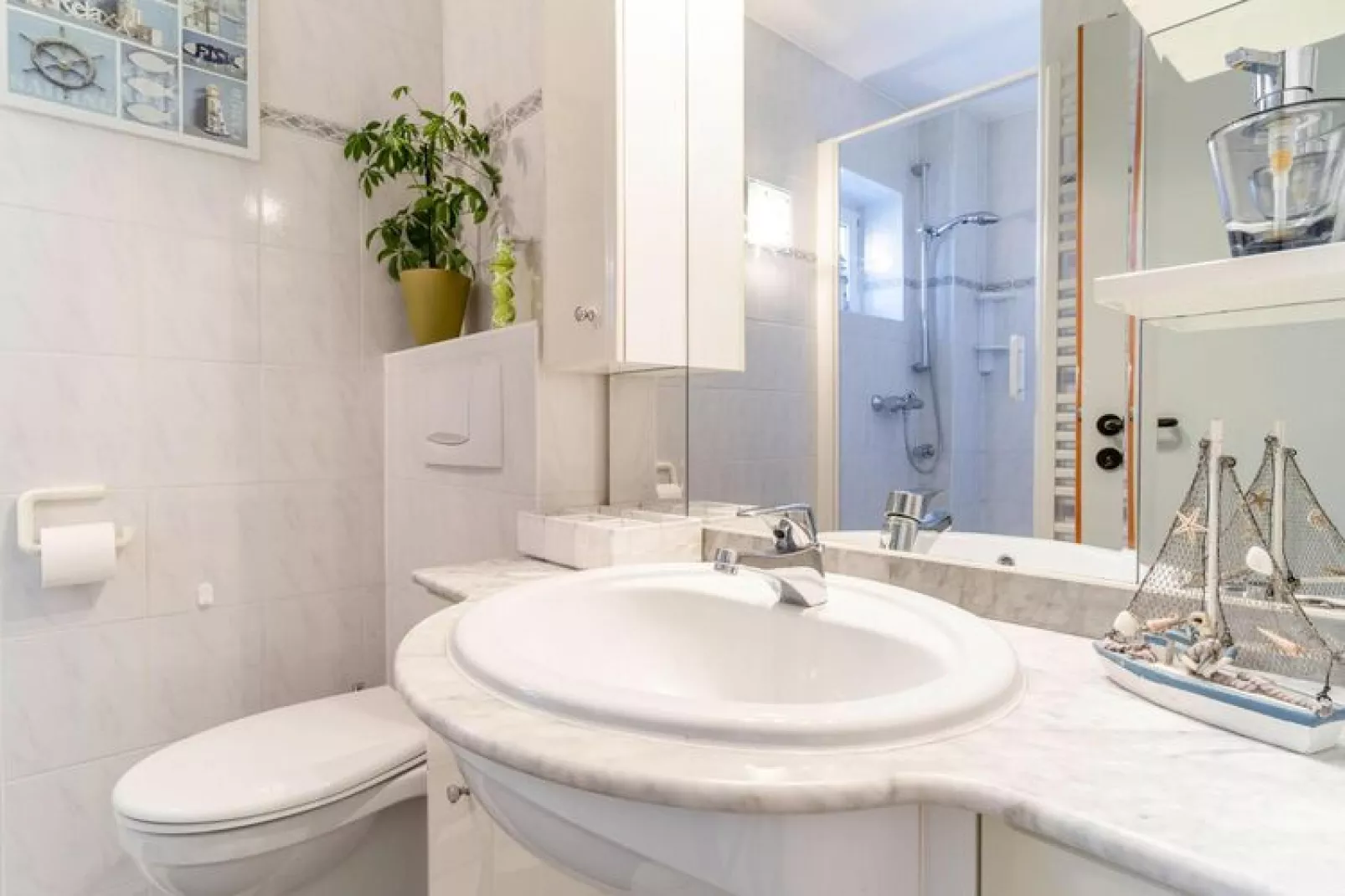 Bude 17 Büsum-Badkamer