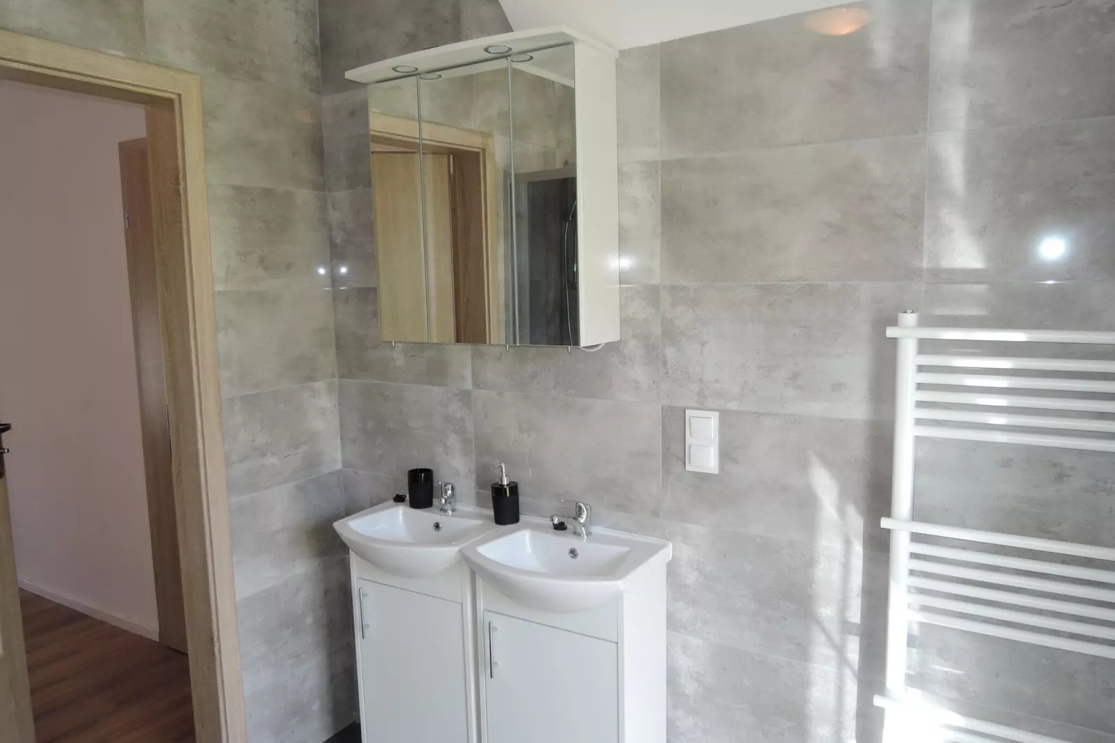 Ferienhaus Albatros in Nowe Warpno für 10 Personen LUK-Badkamer