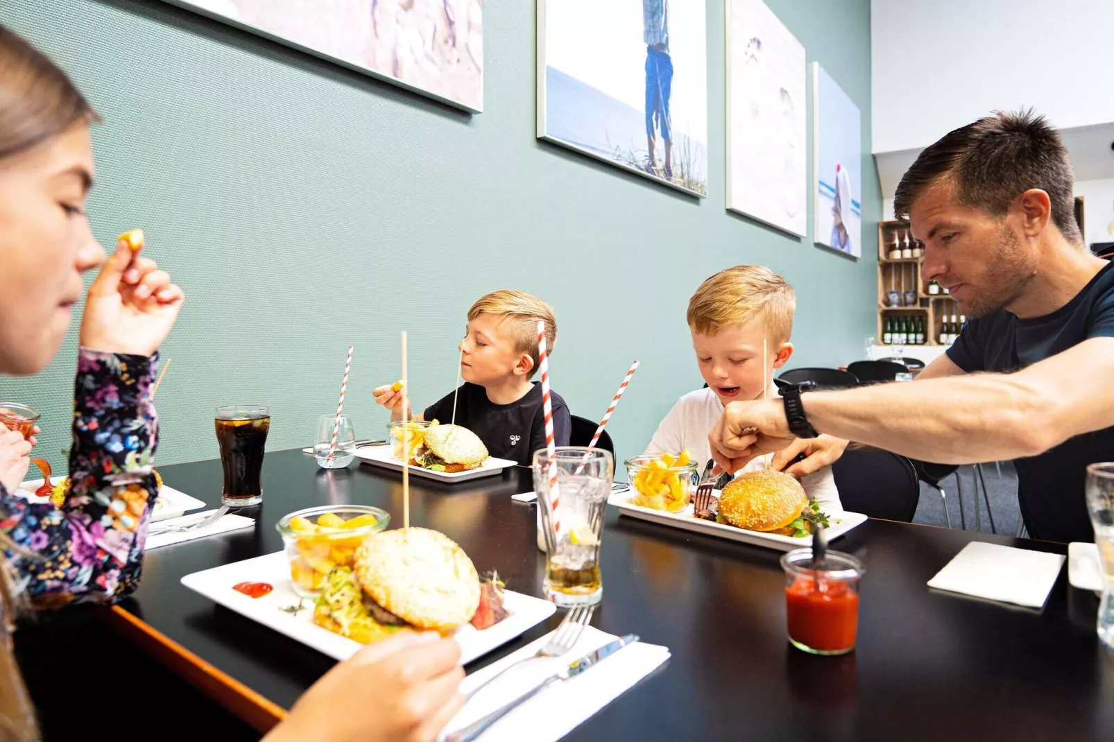 8 persoons vakantie huis op een vakantie park in Blåvand-Zonnekamer