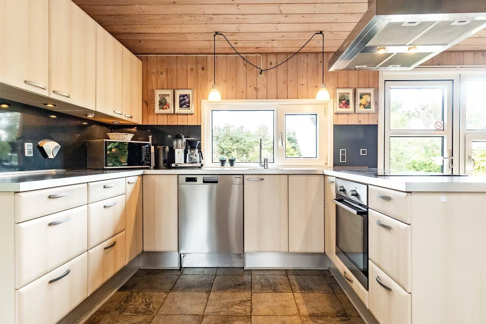 Luxe zwembadhuis in Lonstrup -- By Traum Ferienwohnungen-Binnen