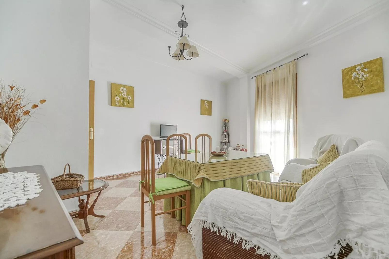 Casa en Villanueva de San Juan-Woonkamer