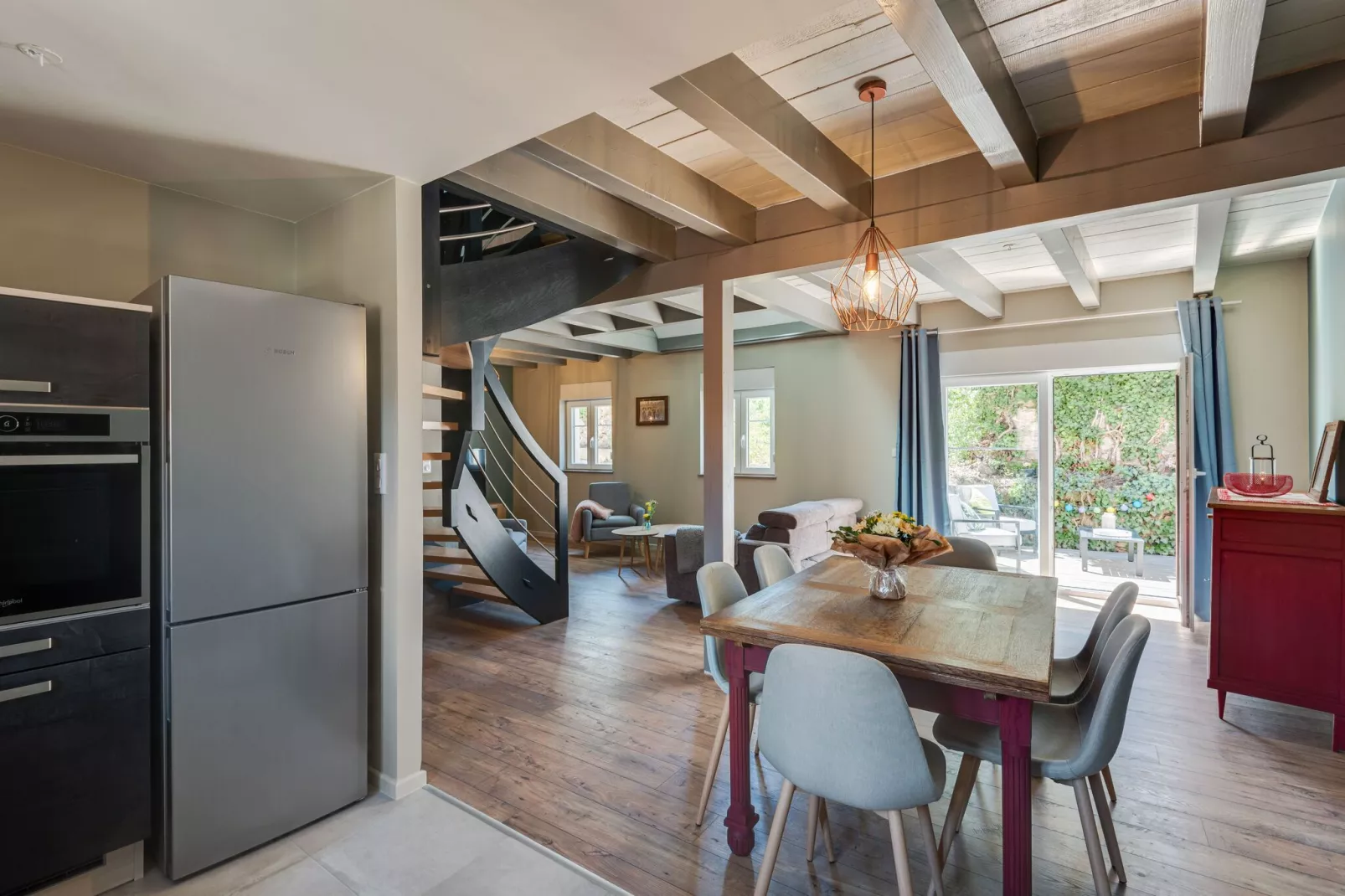 Grand Gite North-Eetkamer