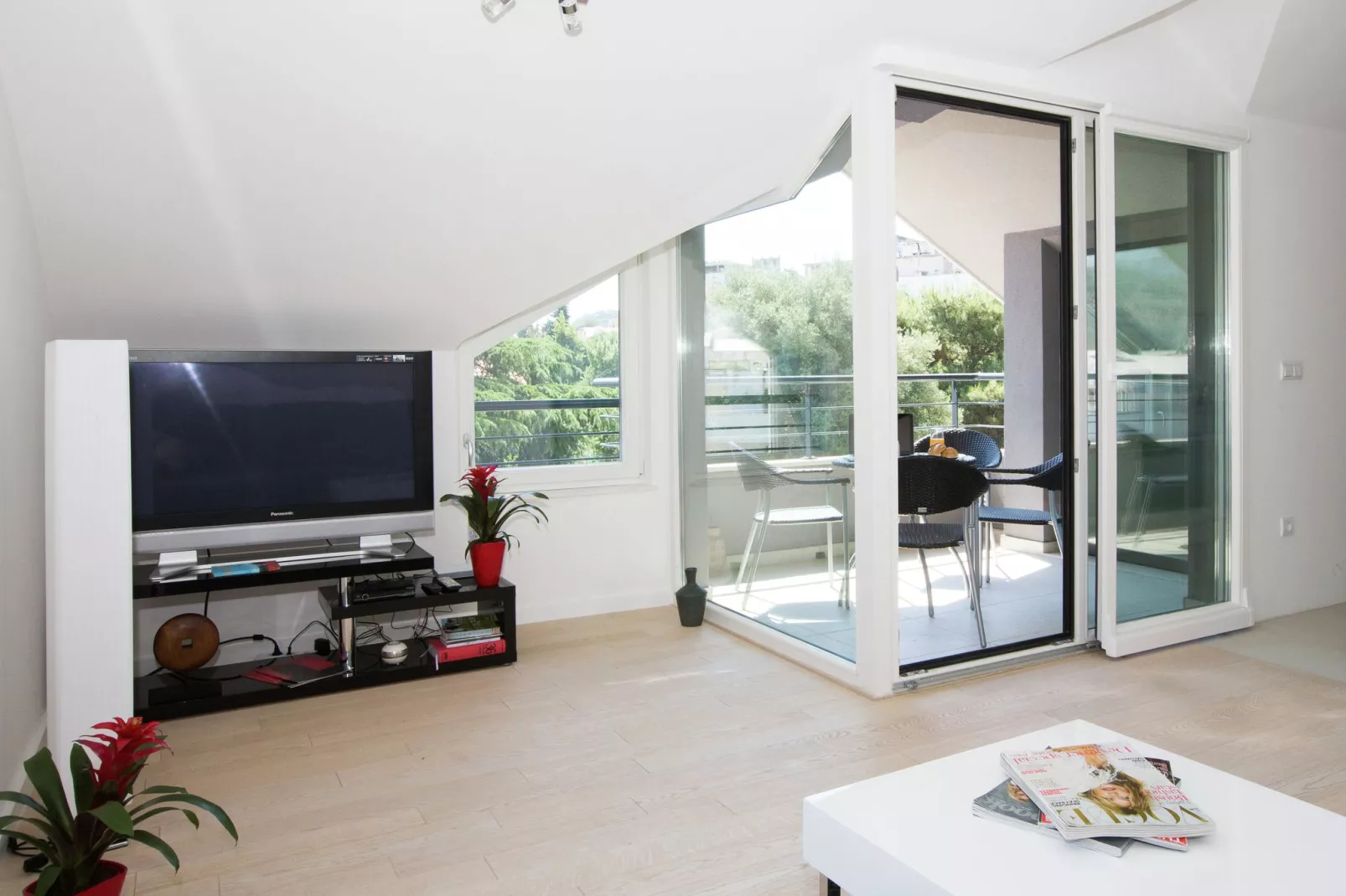 Luxury Sea Breeze-Woonkamer