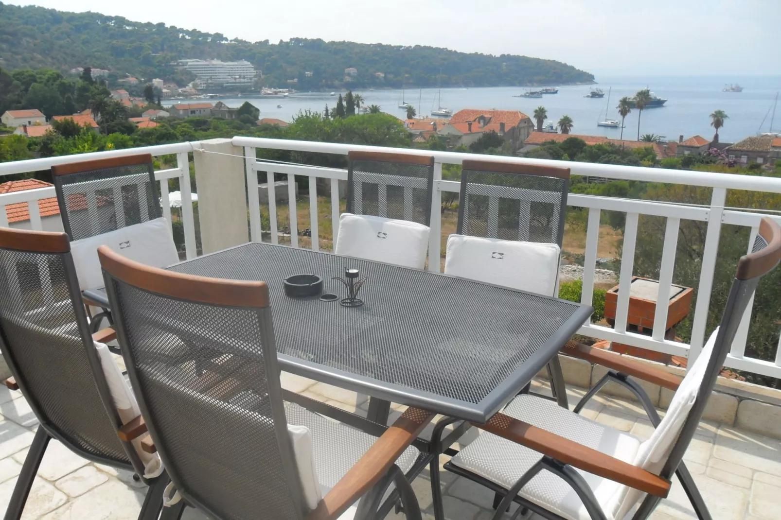 Island apartment Lopud-Terrasbalkon