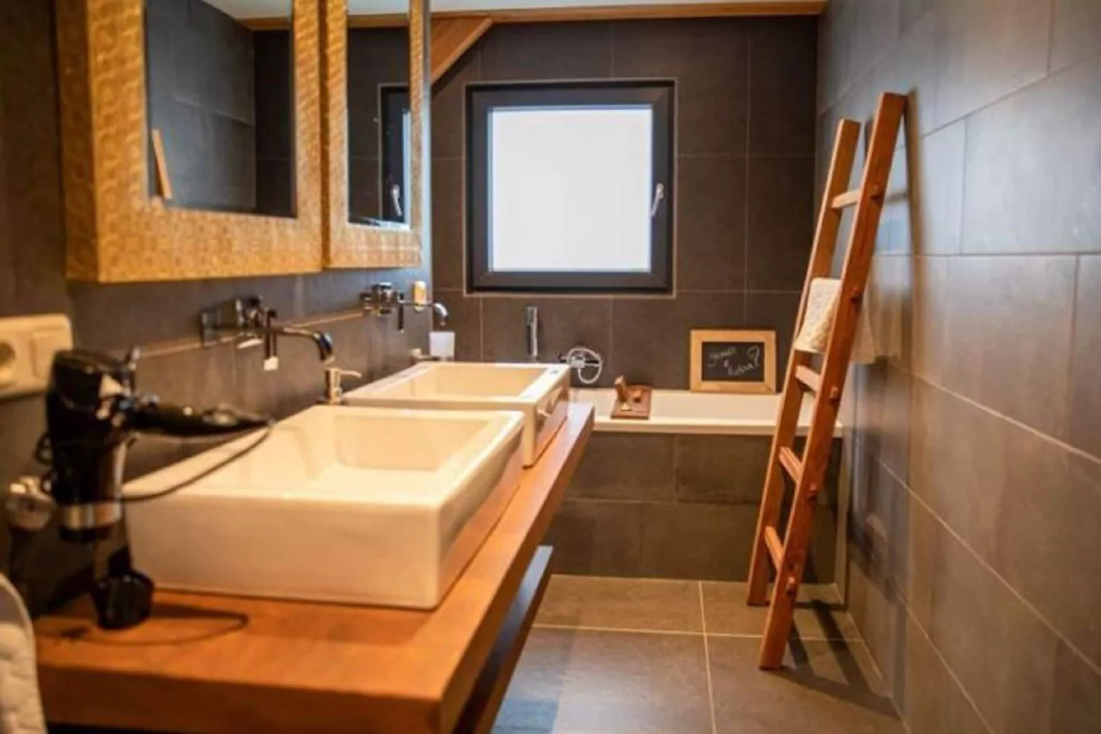 Droomeind Villa d'Oro-Badkamer