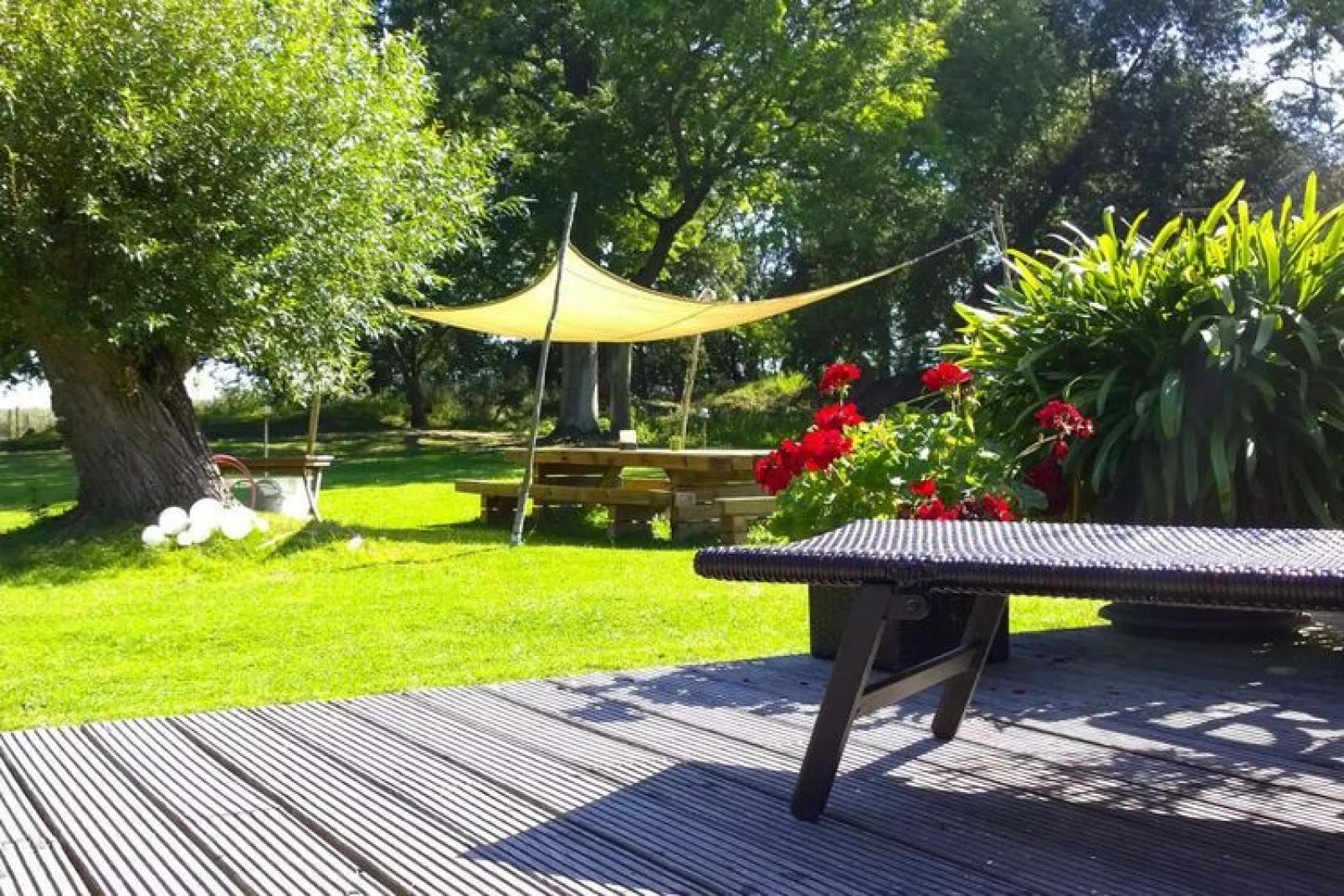 Haus 2-Tuinen zomer