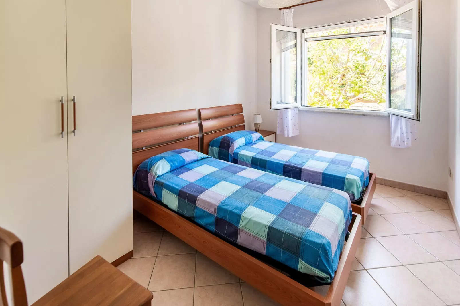 Timpi Russi Bilo Mansarda-Slaapkamer
