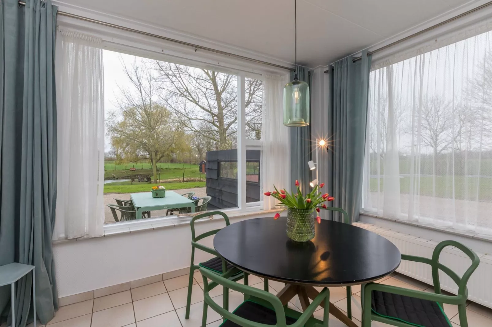 Appartement - Kon Emmaweg 6  beneden app-Woonkamer