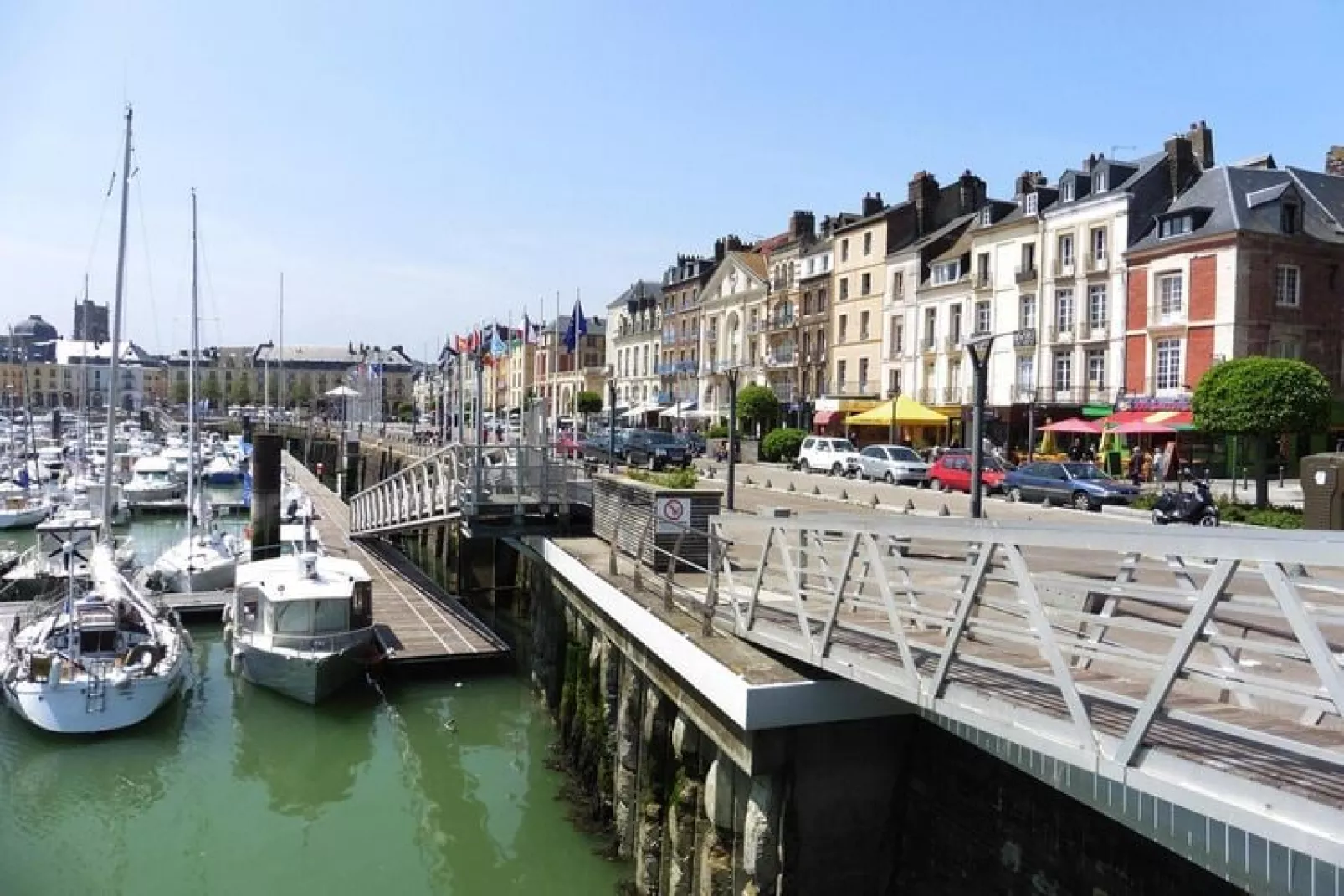 Holiday home St-Martin-aux-Buneaux