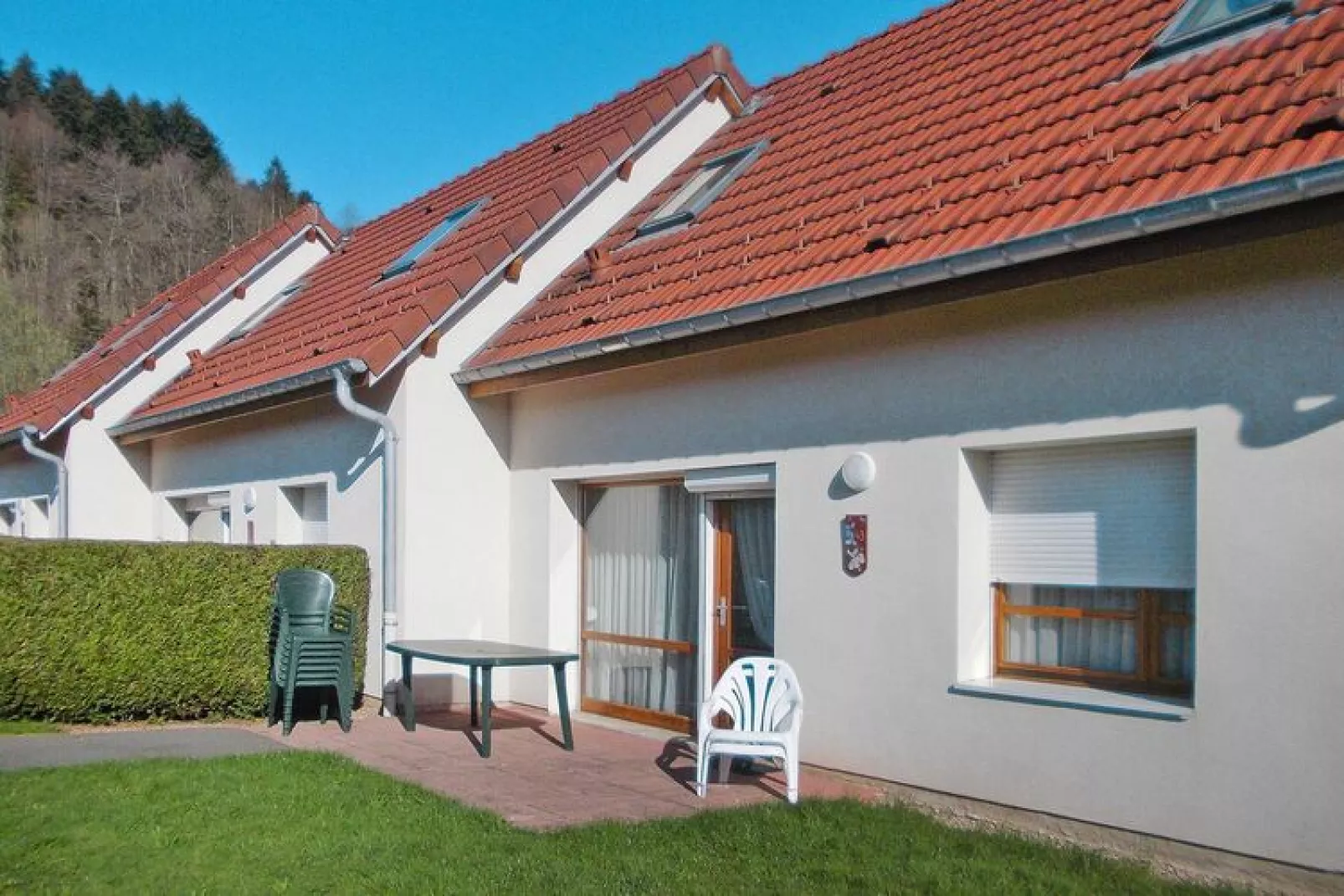 Holiday resort Les Fontaines des Vosges Saales // Gîte 3 pcs 5 pers et 1 bébé-Buitenkant zomer