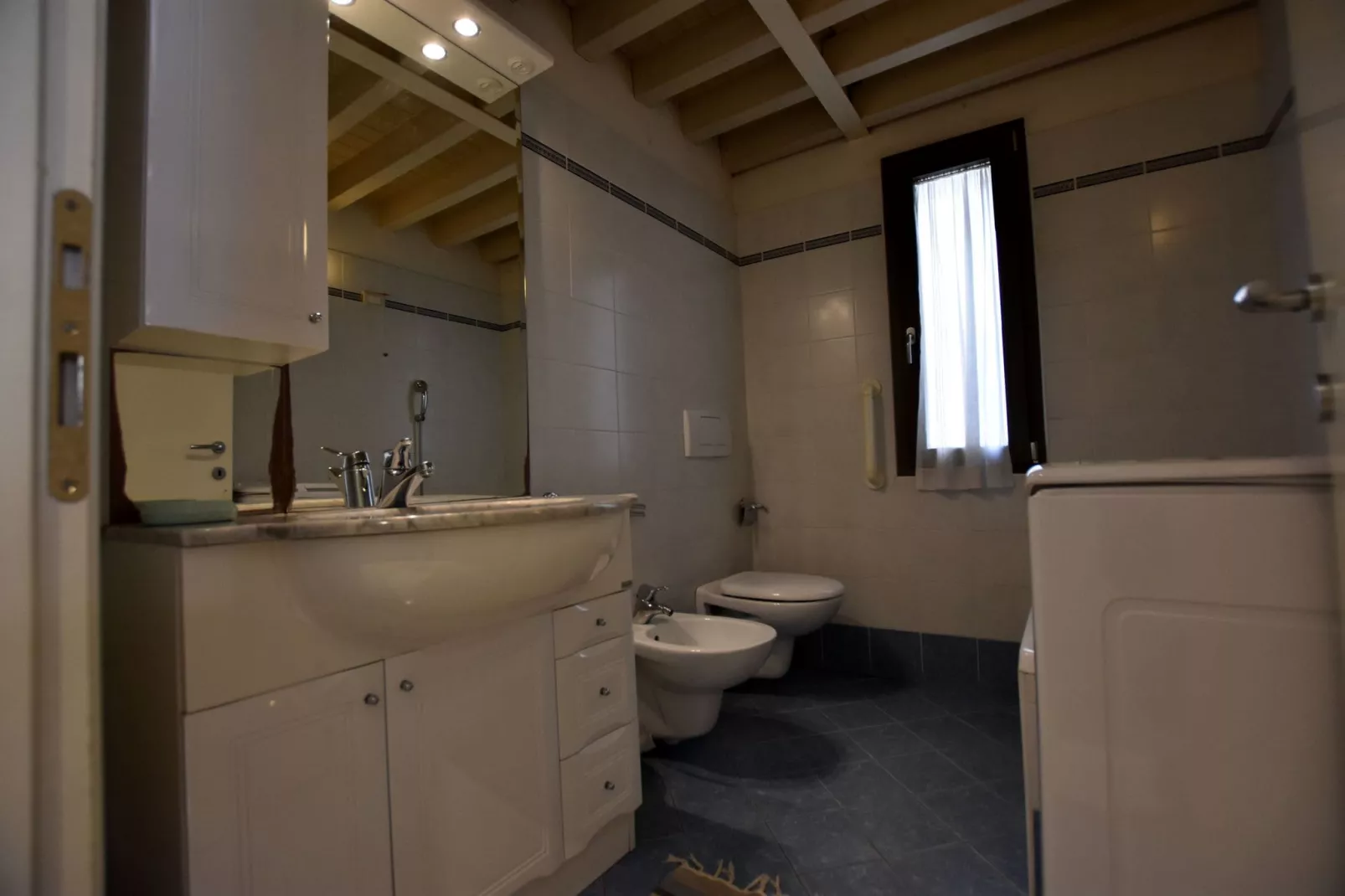 Lovere Lungolago-Badkamer