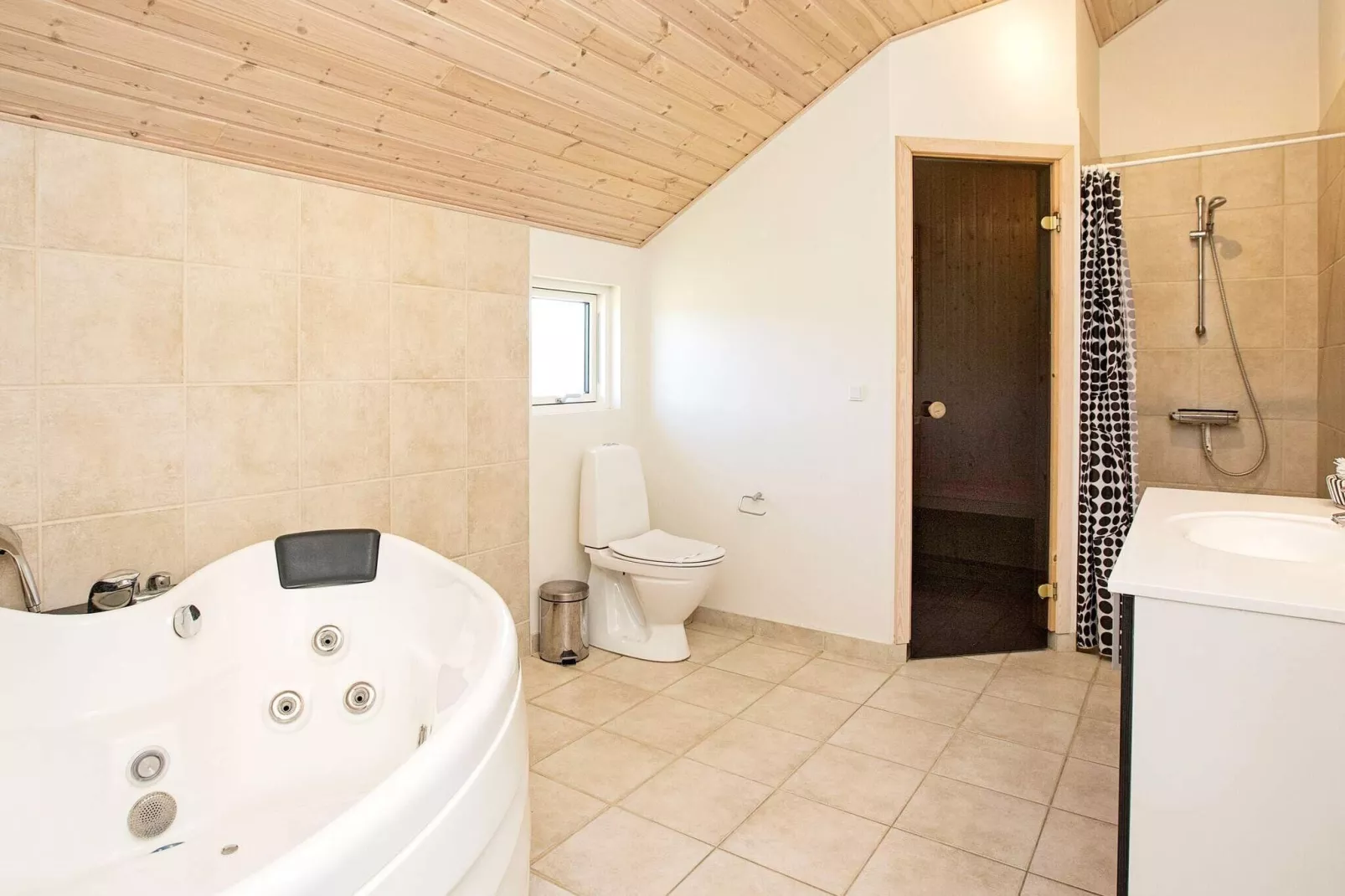 12 persoons vakantie huis in Idestrup-By Traum