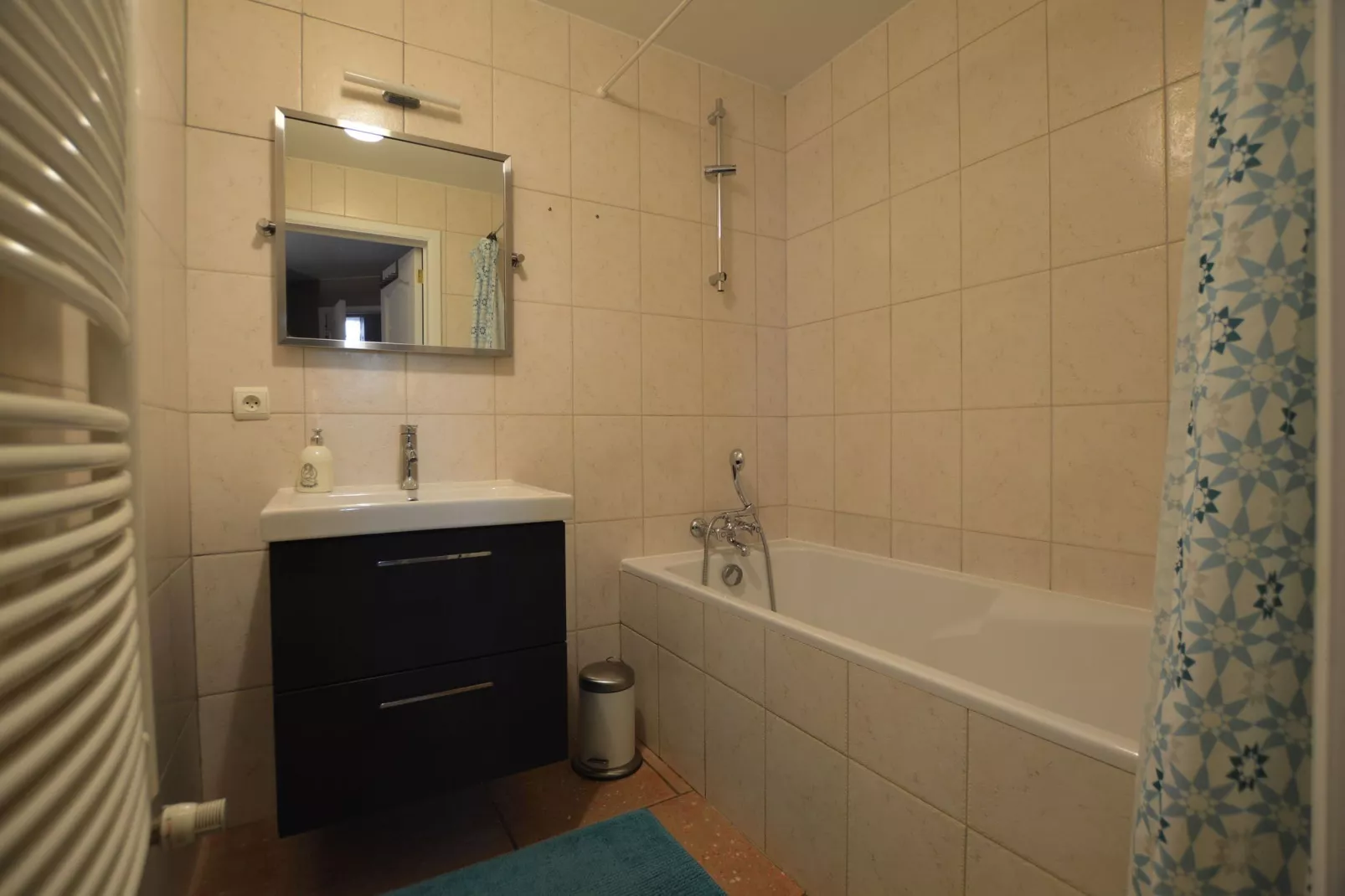 La Maison d'Helene-Badkamer