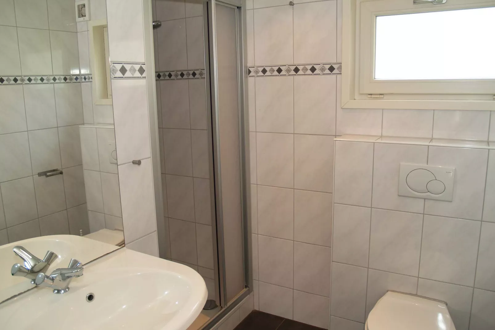 Resort De Achterhoek 18-Badkamer