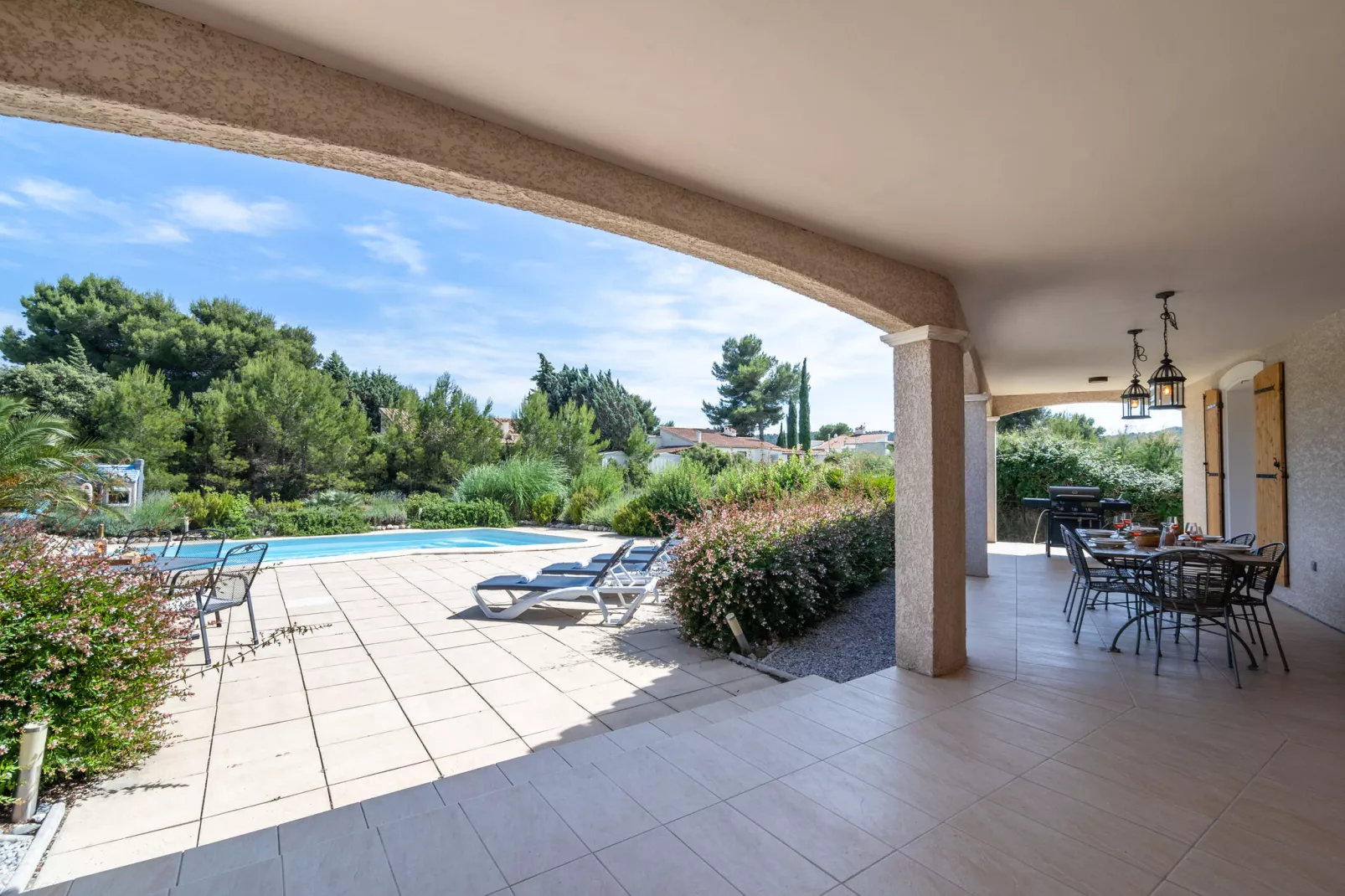 Villa l'Olivier-Terrasbalkon