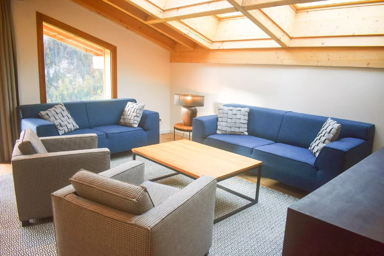 Penthouse 8p.-Woonkamer