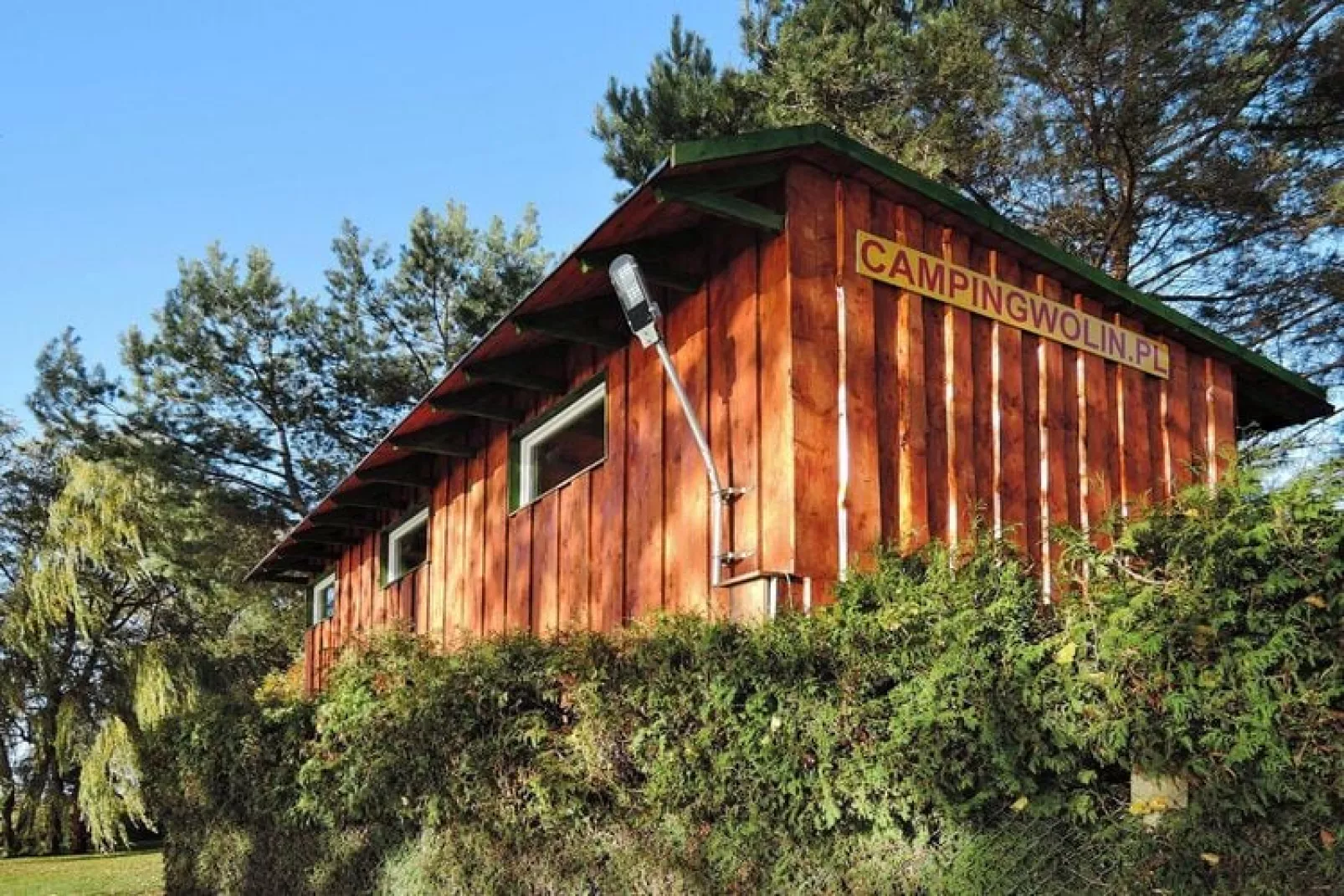 The Green House in Sulomino Western Picnic Country nr 6-Buitenkant zomer