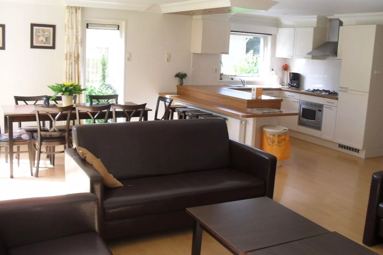 Resort De Achterhoek 13-Woonkamer