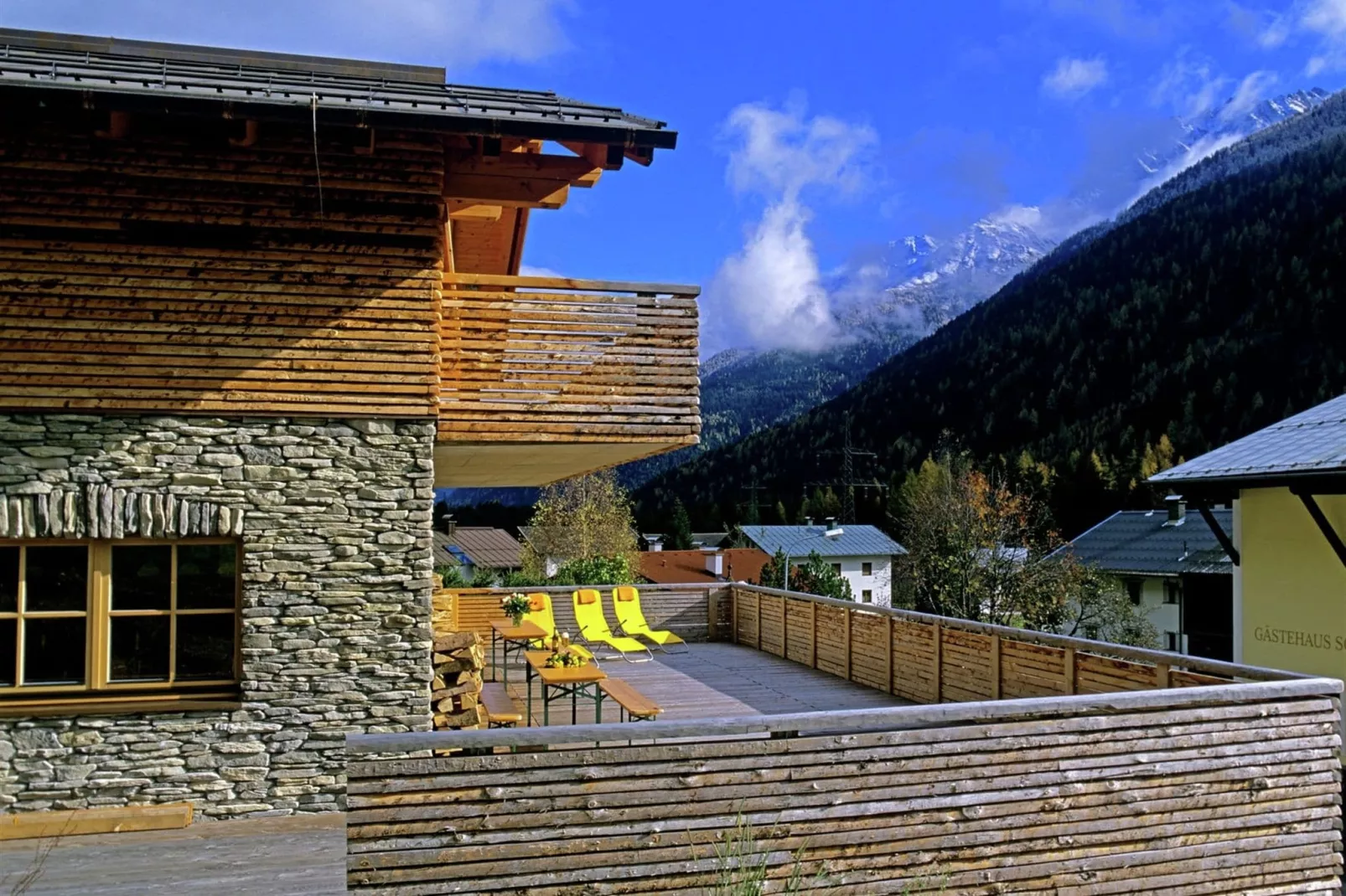 Luxus-Chalet Alpinum-Buitenkant zomer