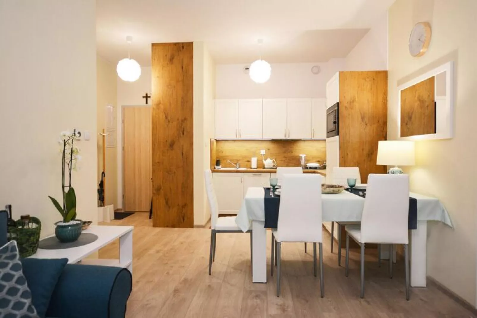 Apartamenty na parterze przy Bałtyckiej w Kołobrzegu-Woonkamer