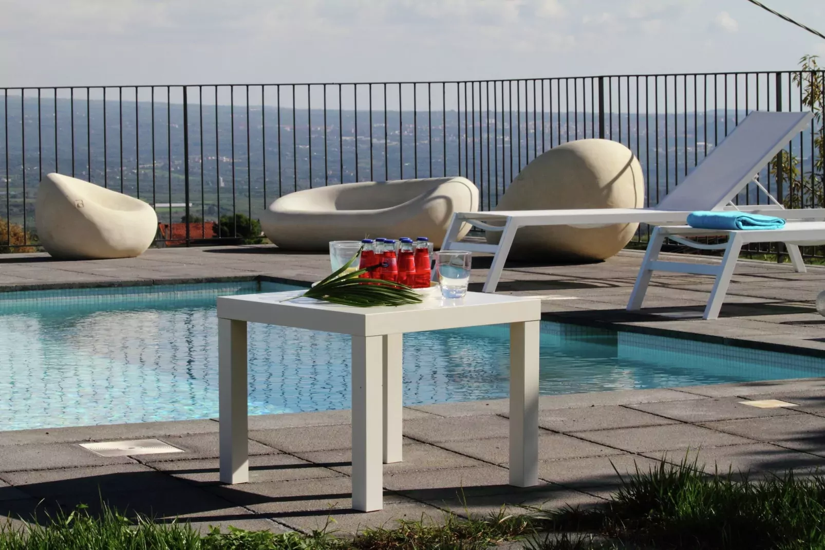 poolofhouse