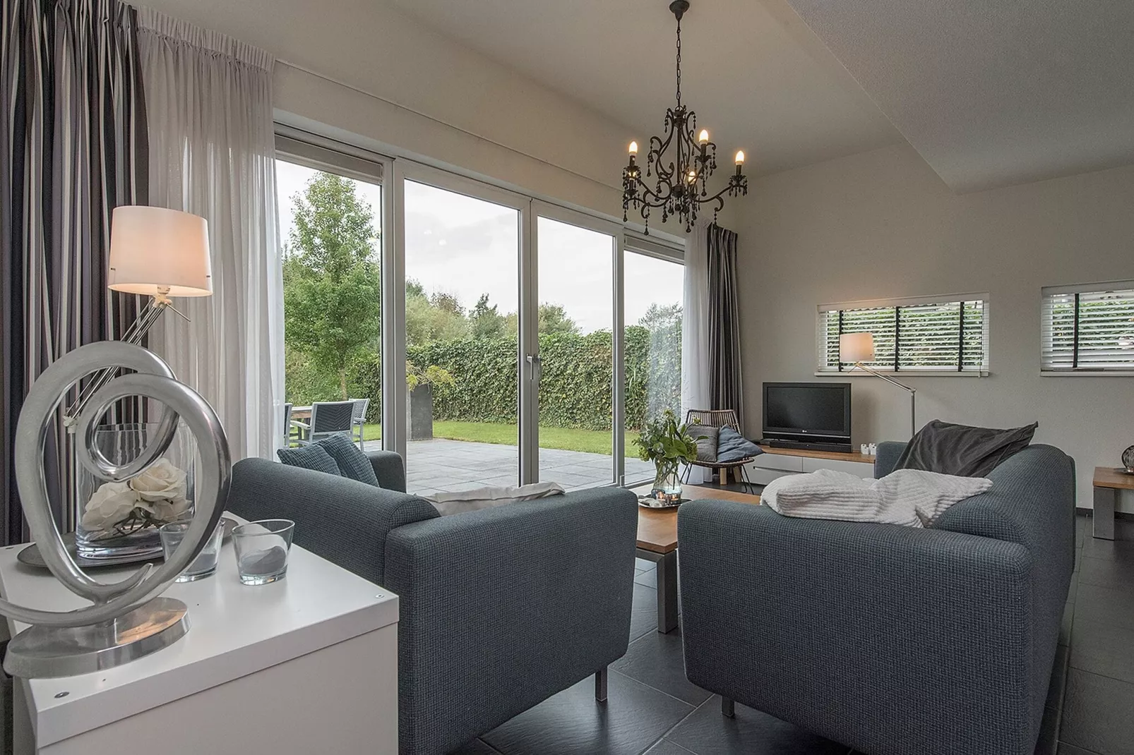 Luxe villa Harderwijk 207-Woonkamer