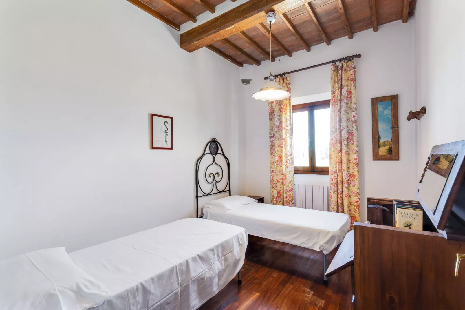 Villa Empoli-Slaapkamer